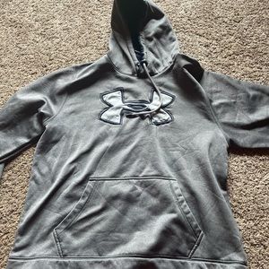 Under Armour Sweatshirt